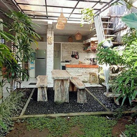 Pondok Ayu Homestay Canggu  Exterior photo
