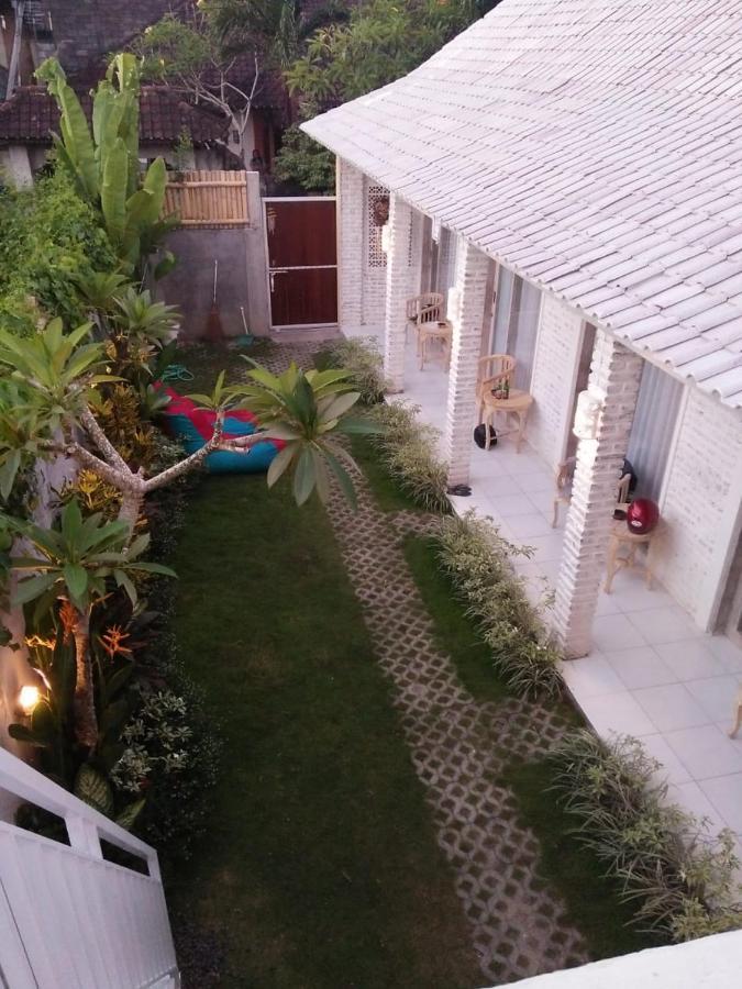 Pondok Ayu Homestay Canggu  Exterior photo