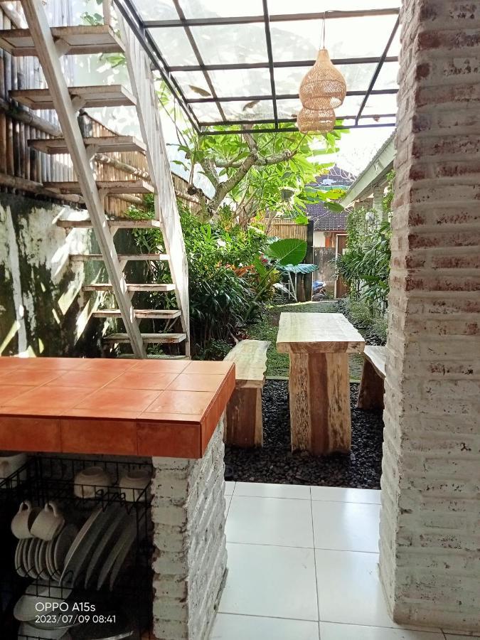 Pondok Ayu Homestay Canggu  Exterior photo